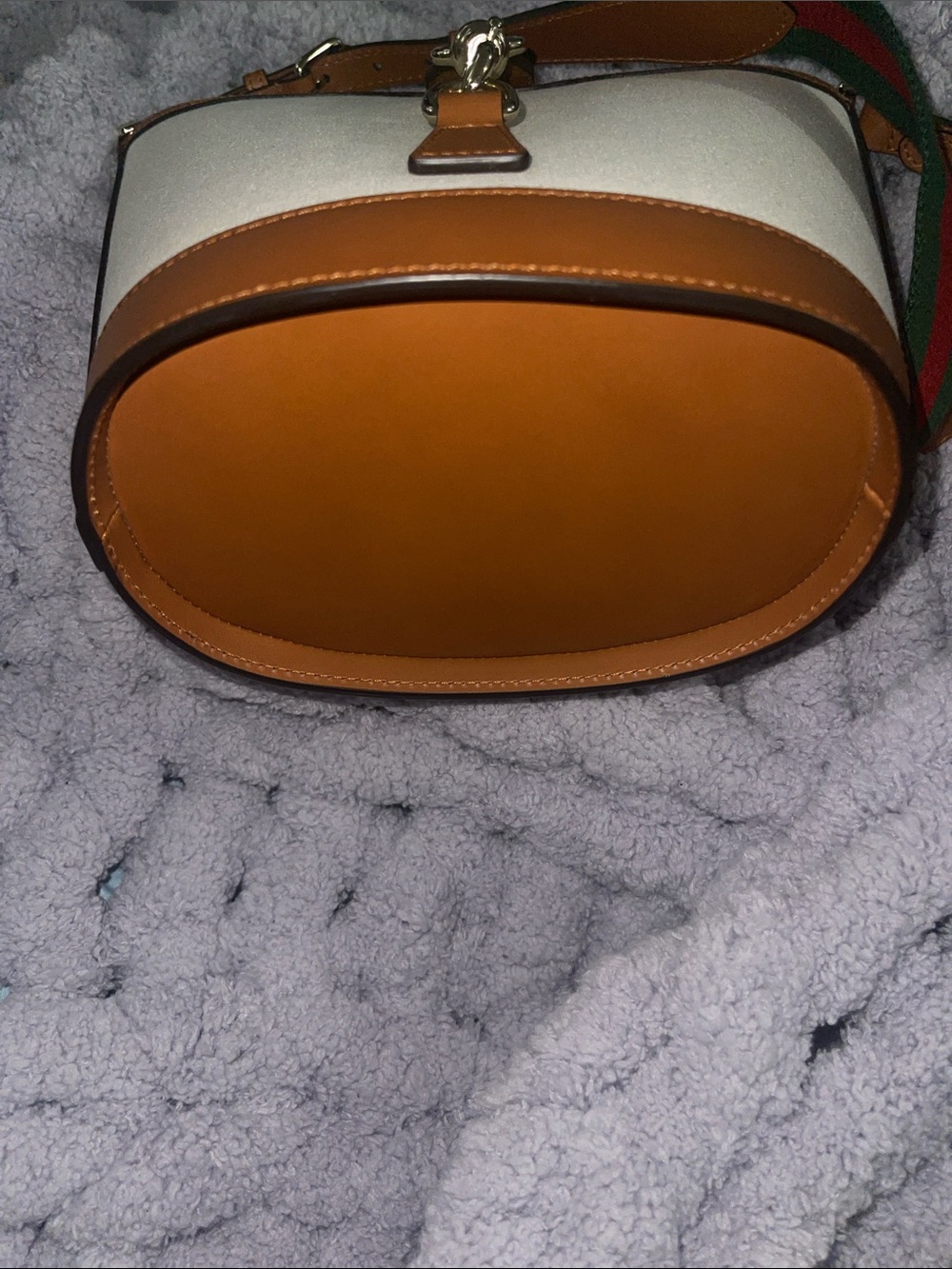 Gucci Canvas Bucket Bag with Tan Leather and Sherry Line Strap - Picture 5 of 5